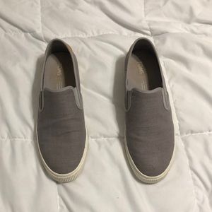 Toms Baja slip ons size 11